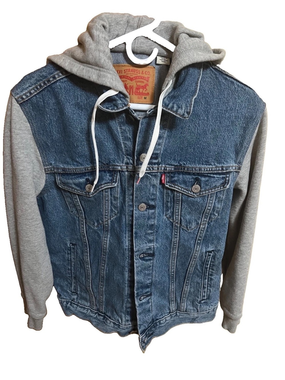 Levi’s 74513-0000 Men’s M Denim Trucker Jacket Hoodie Gray Sleeves Standard Fit